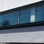 Imagen de fachada de la nueva fábrica Conservas La Brújula