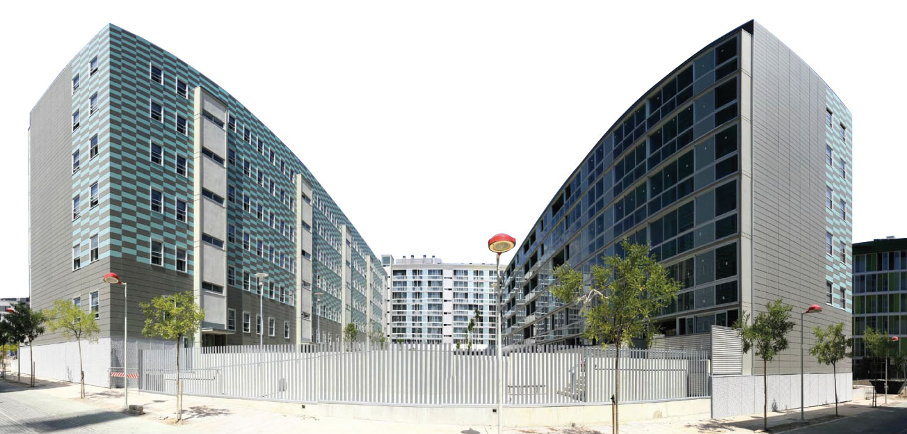 Imagen de obra fachada ventilada con panel cerámico FAVETON urbanización