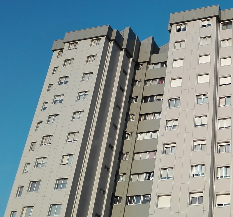 Imagen de la espectacular rehabilitación de las fachadas en Pontevedra