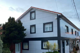 Imagen principal de la Casa Portuguesa tras la renovación de fachada ventilada con los sistemas LEMA STACBOND