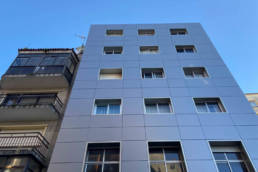 Imagen de noticia Rehabilitadas ambas fachadas de este edificio en Pontevedra